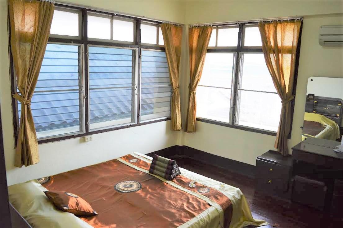 28 Rachabutr Hostel Ubonratcsathani Szoba fotó